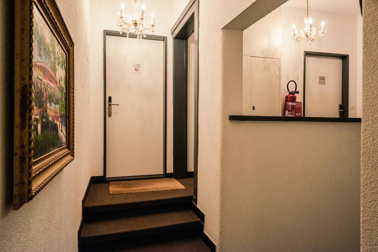 Aparthotel Hine Adon Фрибур Экстерьер фото